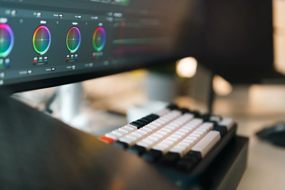 This photo is taken by Lubos Volkov for UX Store while giving a tips on how to become better designer.

After your reach certain skill level is it harder and harder to get any better … In order to progress you need to constantly push yourself to the limits and learn new things … Photo: https://www.instagram.com/lubosvolkov/ For: https://uxstore.com